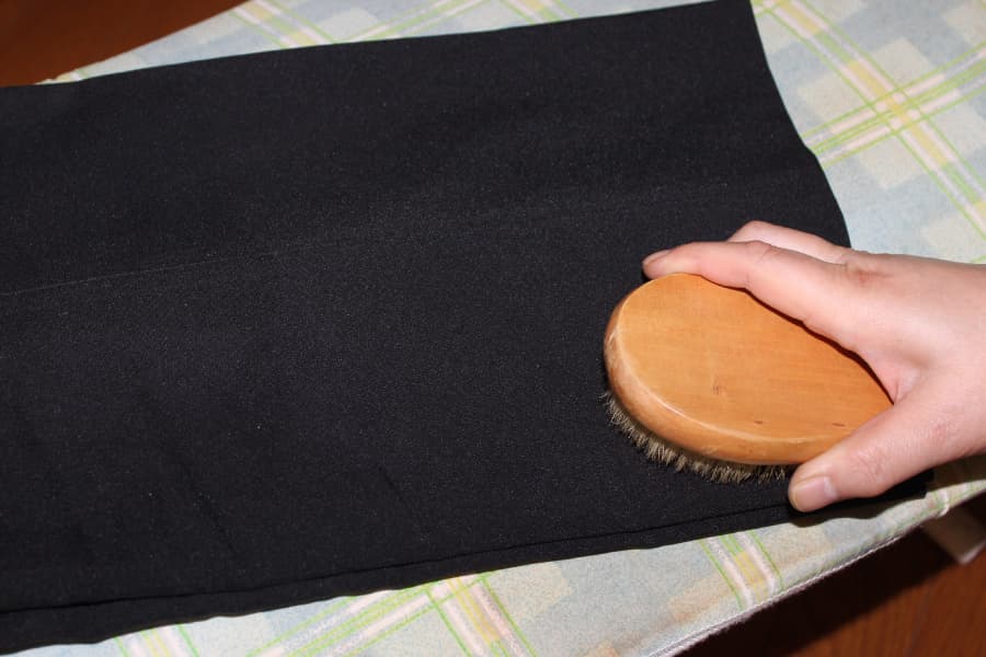 コトウ流制服のお手入れ_普段のお手入れ3